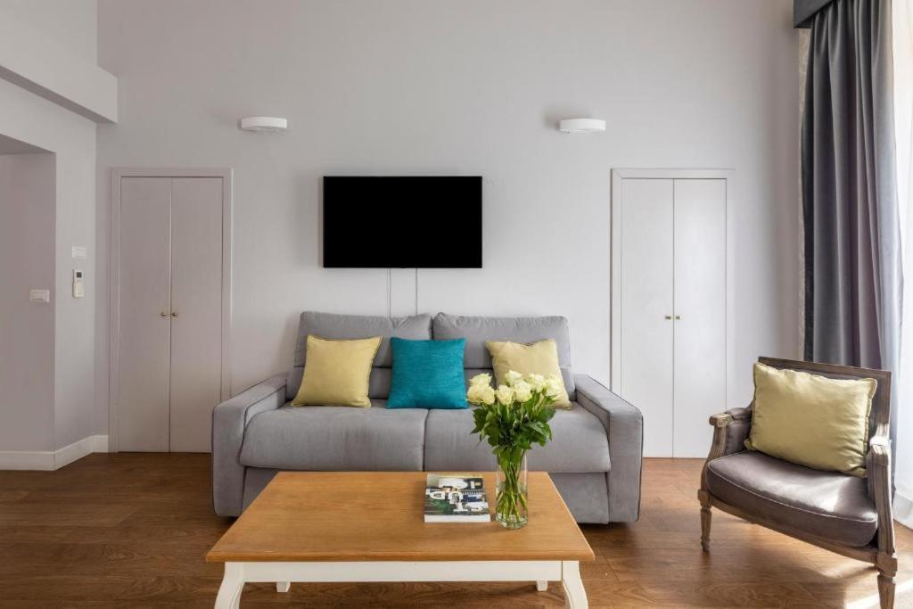 Spagna Art & Suites - Ca Domus Collection Рим Екстериор снимка