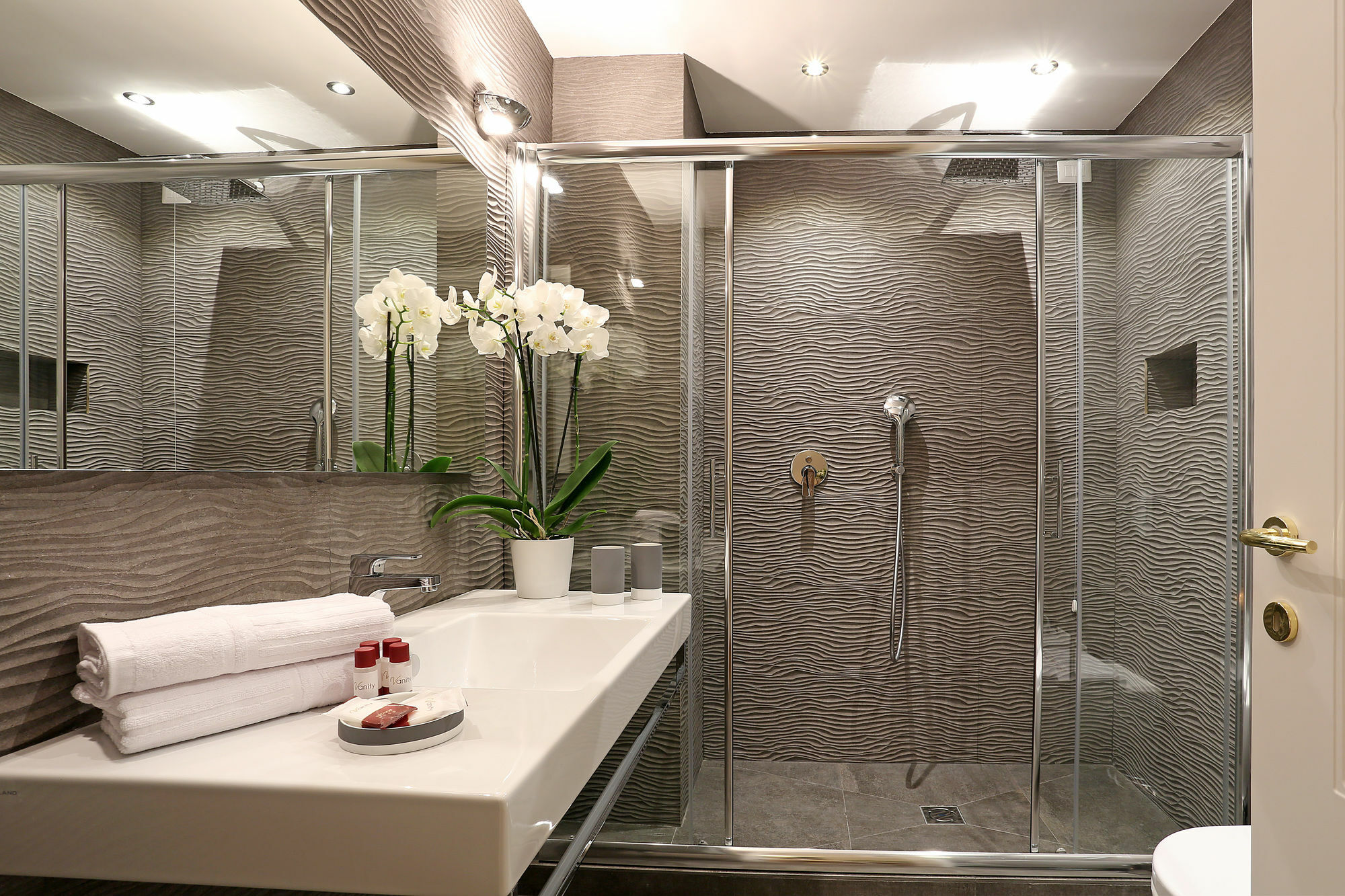 Spagna Art & Suites - Ca Domus Collection Рим Екстериор снимка